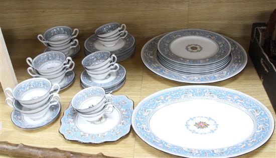 A Wedgwood Florentine dinner and tea service for six